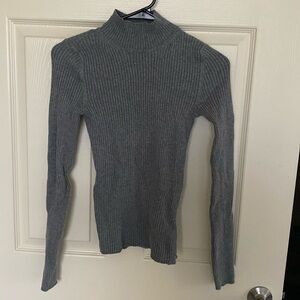 Mock neck long sleeve top